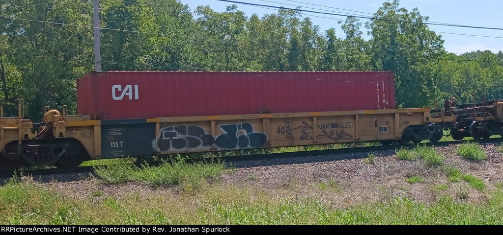 DTTX 781060A and one container